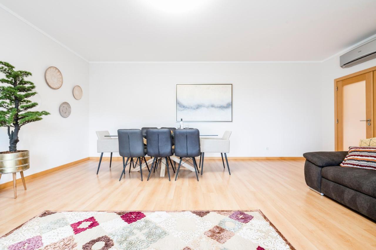 Oceanfront: Luxury Spectacular Sea Views And Pool Leilighet Olhão Eksteriør bilde