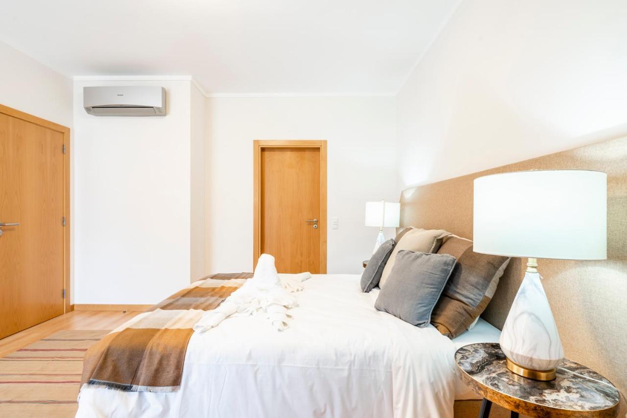 Oceanfront: Luxury Spectacular Sea Views And Pool Leilighet Olhão Eksteriør bilde
