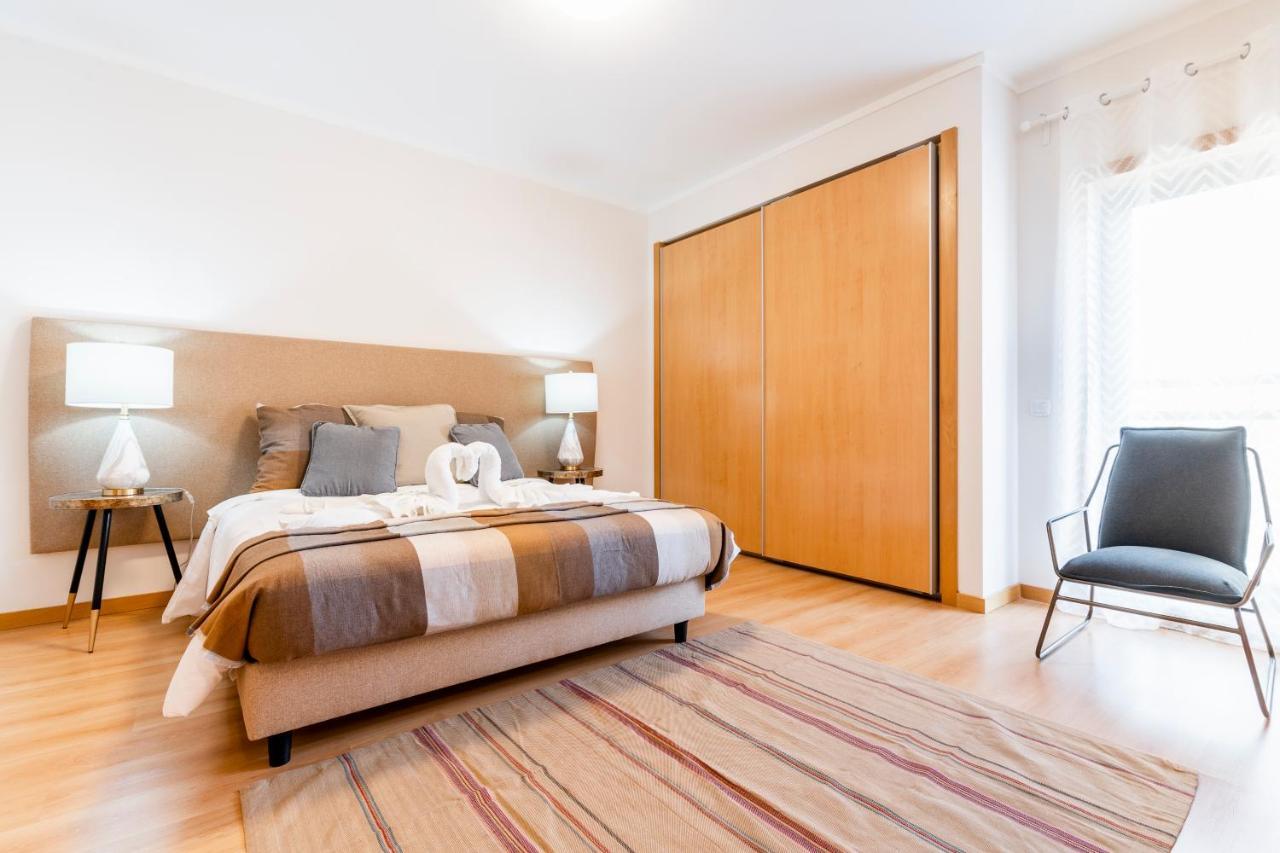 Oceanfront: Luxury Spectacular Sea Views And Pool Leilighet Olhão Eksteriør bilde