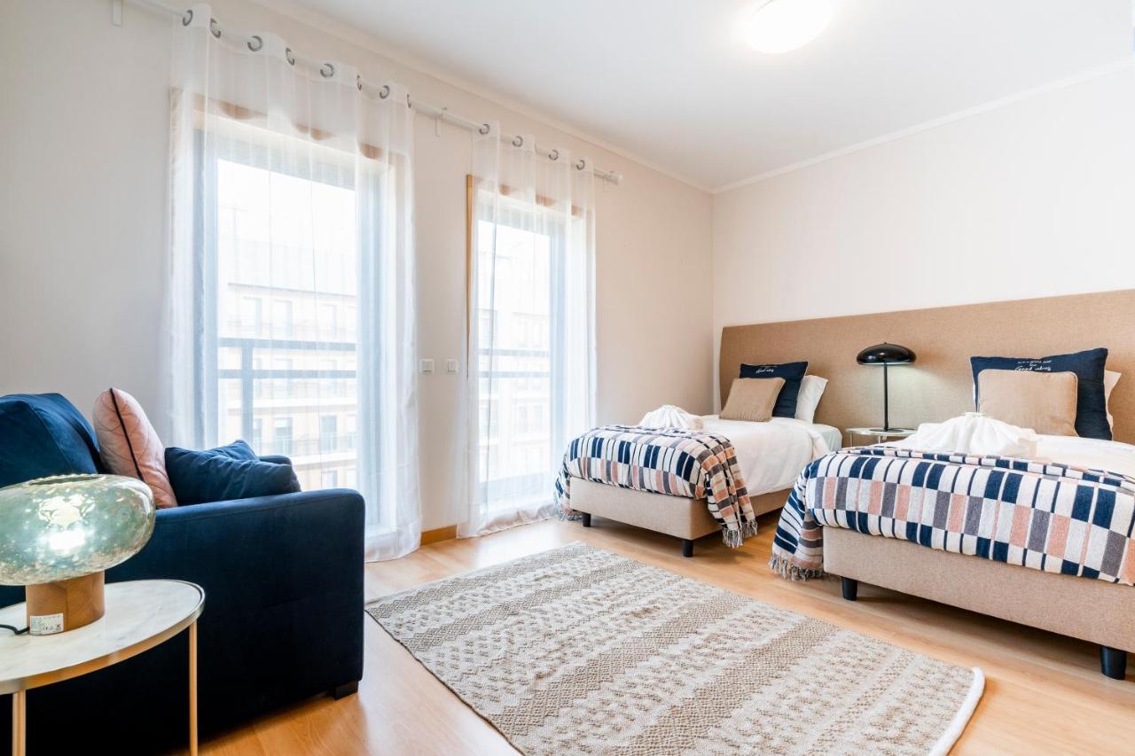 Oceanfront: Luxury Spectacular Sea Views And Pool Leilighet Olhão Eksteriør bilde