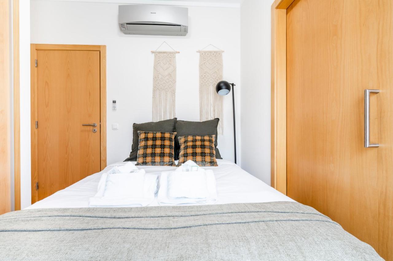Oceanfront: Luxury Spectacular Sea Views And Pool Leilighet Olhão Eksteriør bilde